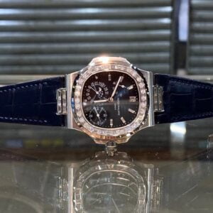 PATEK PHILIPPE NAUTILUS 5724G REPLICA WATCHES RHINESTONE BAGUETTE BLUE DIAL LEATHER STRAP GRF 40MM 4 10f08570b24e881 1024x768 1