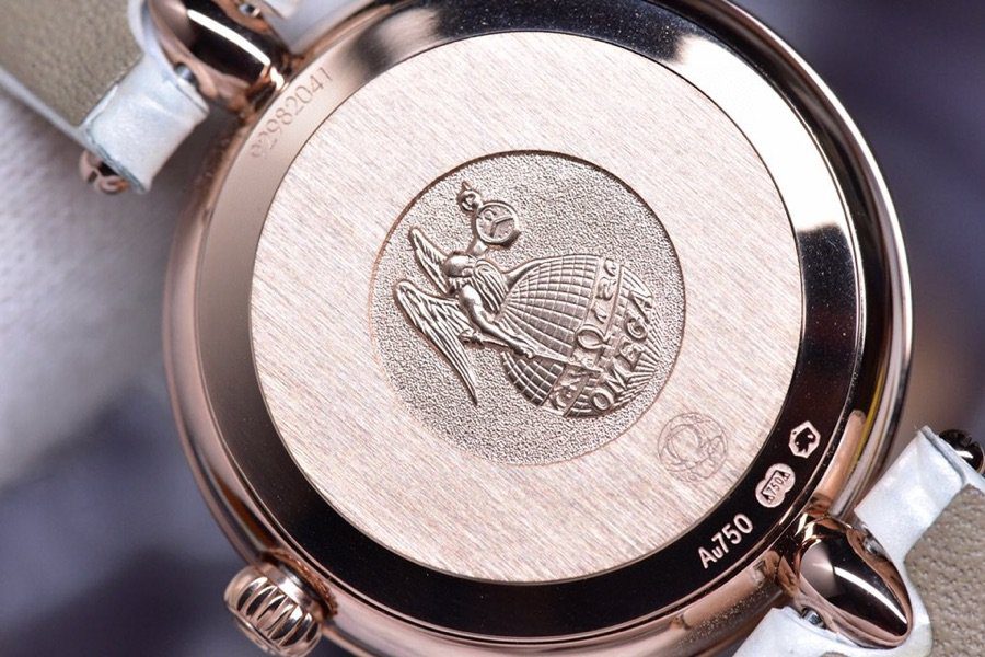 dong-ho-nu-omega-de-ville-day-da-bo-y-trang-replica-274mm-6 dong ho nu omega de ville day da bo y trang replica 274mm 6