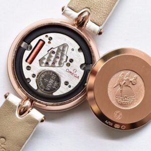 ĐỒNG HỒ NỮ OMEGA DE VILLE DÂY DA BÒ Ý TRẮNG REPLICA 27,4MM 7 dong ho nu omega de ville day da bo y trang replica 274mm 7