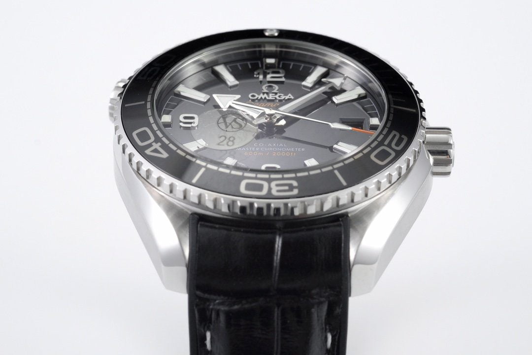 dong-ho-nu-omega-seamaster-mat-mau-den-treplica-395mm-5 dong ho nu omega seamaster mat mau den treplica 395mm 5