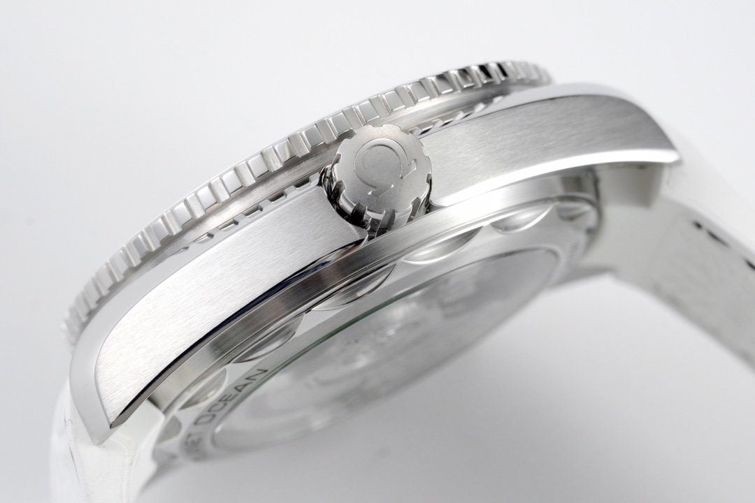 dong-ho-nu-omega-seamaster-mat-mau-trang-treplica-395mm-4 dong ho nu omega seamaster mat mau trang treplica 395mm 4