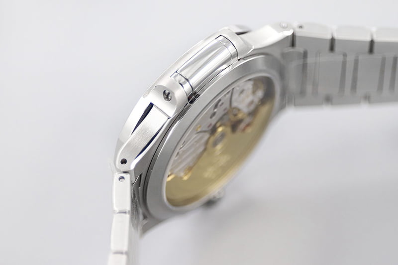 dong-ho-nu-patek-philippe-nautilus-7118-1a-001-replica-35-2mm (8) dong ho nu patek philippe nautilus 7118 1a 001 replica 35 2mm 8