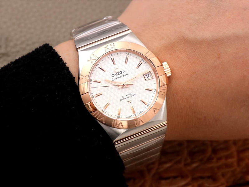 dong-ho-omega-constellation-mat-hong-replica-38mm dong ho omega constellation mat hong replica 38mm