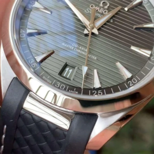 ĐỒNG HỒ OMEGA SEAMASTER MẶT XANH DÂY ĐEO CAO SU REPLICA CAO CẤP 41MM 3 dong ho omega seamaster mat xanh day deo cao su replica 41mm 5