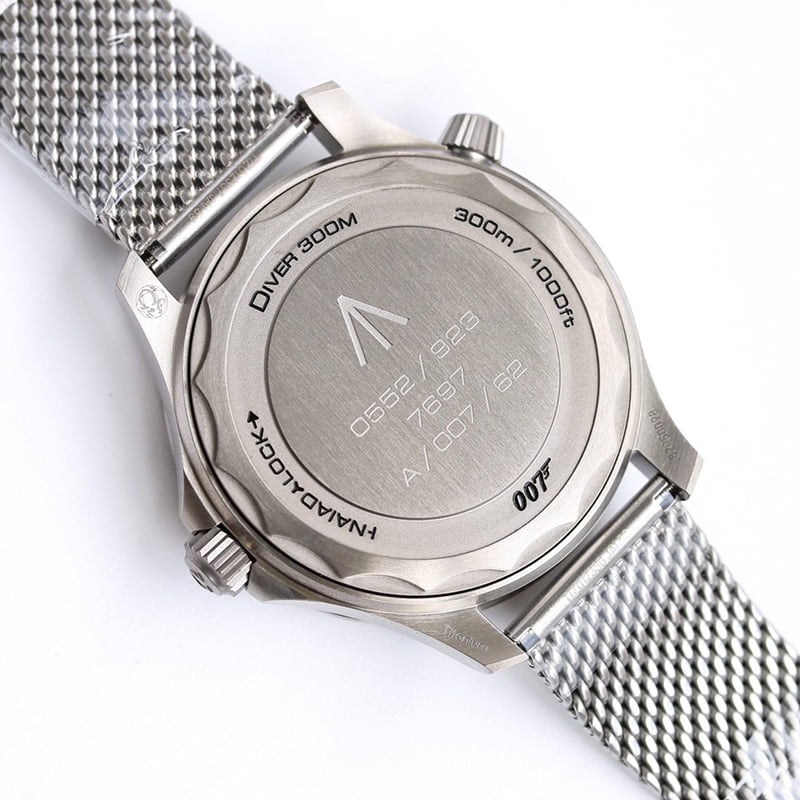 dong-ho-omega-seamaster-phien-ban-007-replica-42mm-10 dong ho omega seamaster phien ban 007 replica 42mm 10