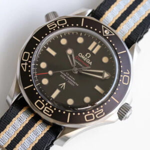 ĐỒNG HỒ OMEGA SEAMASTER PHIÊN BẢN 007 REPLICA 42MM 12 dong ho omega seamaster phien ban 007 replica 42mm 14