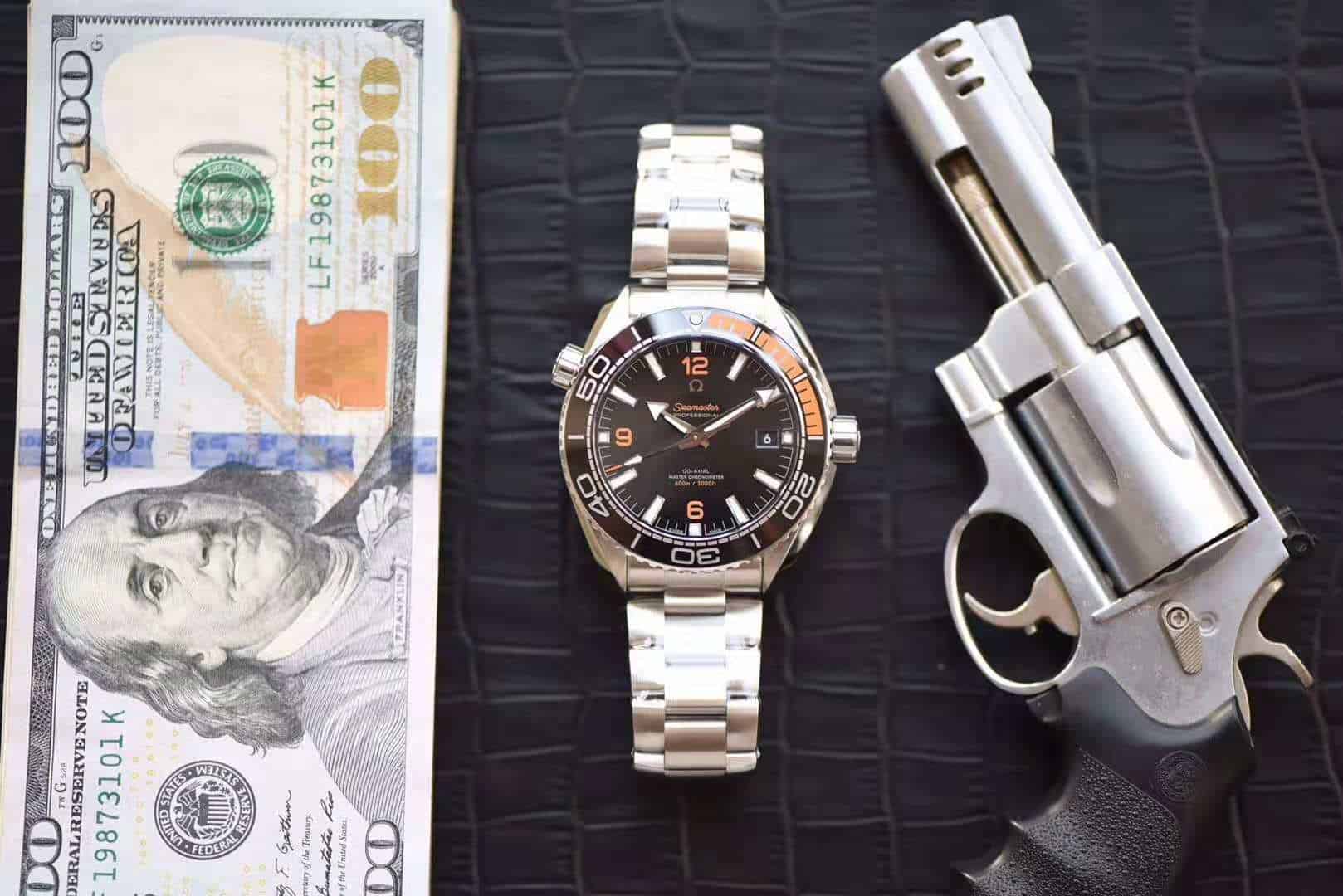 dong-ho-omega-seamaster-quater-orange-replica-43-5mm-1 dong ho omega seamaster quater orange replica 43 5mm 1