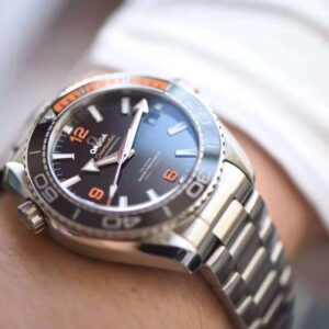 ĐỒNG HỒ OMEGA SEAMASTER QUATER ORANGE REPLICA 43.5MM 8 dong ho omega seamaster quater orange replica 43 5mm 9