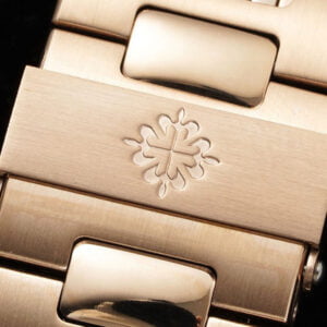 PATEK PHILIPPE NAUTILUS 5711 ROSE GOLD CASE RHINESTONE RUBY GEM COPIES WATCHES 40MM 6 dong ho patek philippe nautilus 5711 vang hong vien da ruby replica 40mm 5