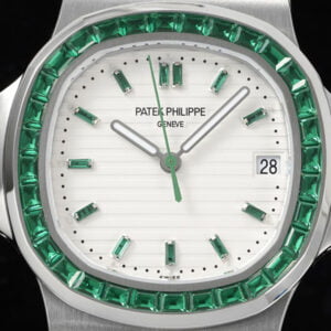 PATEK PHILIPPE NAUTILUS 5711 RHINESTONE EMERAL GEM WHITE DIAL REPLICA WATCHES 40MM 1 dong ho patek philippe nautilus 5711 vien da ruby xanh replica 2