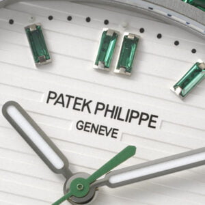 PATEK PHILIPPE NAUTILUS 5711 RHINESTONE EMERAL GEM WHITE DIAL REPLICA WATCHES 40MM 4 dong ho patek philippe nautilus 5711 vien da ruby xanh replica 5