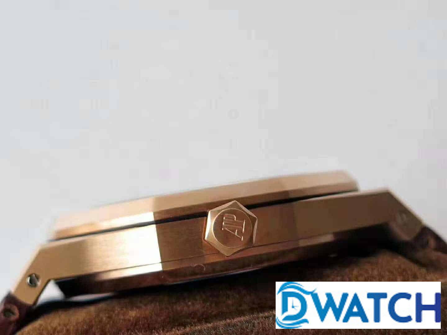 ĐỒNG HỒ NAM AUDEMARS PIGUET ROYAL OAK ROSE GOLD 15400STOO1220ST02 37/41mm ĐỒNG HỒ NAM AUDEMARS PIGUET ROYAL OAK ROSE GOLD 15400STOO1220ST02 37/41mm