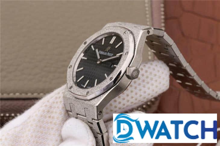 ĐỒNG HỒ NAM AUDEMARS PIGUET ROYAL OAK MẶT SỐ ĐEN DÂY THÉP 67653 41MM ĐỒNG HỒ NAM AUDEMARS PIGUET ROYAL OAK MẶT SỐ ĐEN DÂY THÉP 67653 41MM