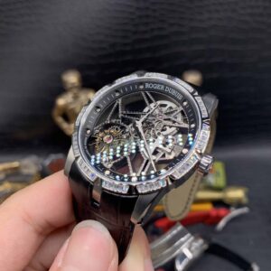 Đồng Hồ Nam Roger Dubuis Excalibur king siêu mỏng Đính Đá RDDBEX0393 42mm 3 Đồng Hồ Nam Roger Dubuis Excalibur king siêu mỏng Đính Đá RDDBEX0393