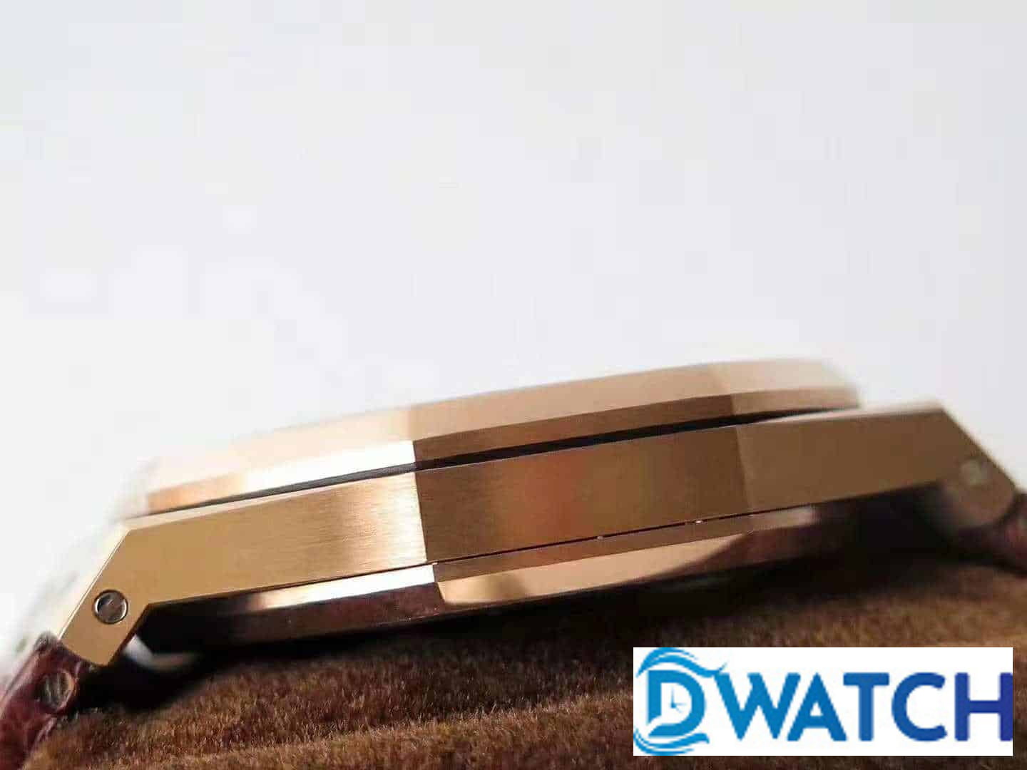 ĐỒNG HỒ NAM AUDEMARS PIGUET ROYAL OAK ROSE GOLD 15400STOO1220ST02 37/41mm ĐỒNG HỒ NAM AUDEMARS PIGUET ROYAL OAK ROSE GOLD 15400STOO1220ST02 37/41mm