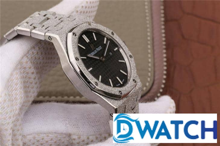 ĐỒNG HỒ NAM AUDEMARS PIGUET ROYAL OAK MẶT SỐ ĐEN DÂY THÉP 67653 41MM ĐỒNG HỒ NAM AUDEMARS PIGUET ROYAL OAK MẶT SỐ ĐEN DÂY THÉP 67653 41MM