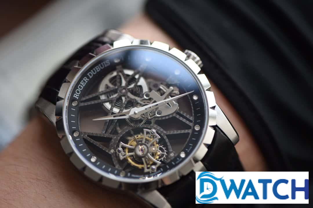 Đồng Hồ Nam Tourbillon Lộ Cơ Siêu Mỏng Roger Dubuis Excalibur RDDBEX0393 Đồng Hồ Nam Tourbillon Lộ Cơ Siêu Mỏng Roger Dubuis Excalibur RDDBEX0393