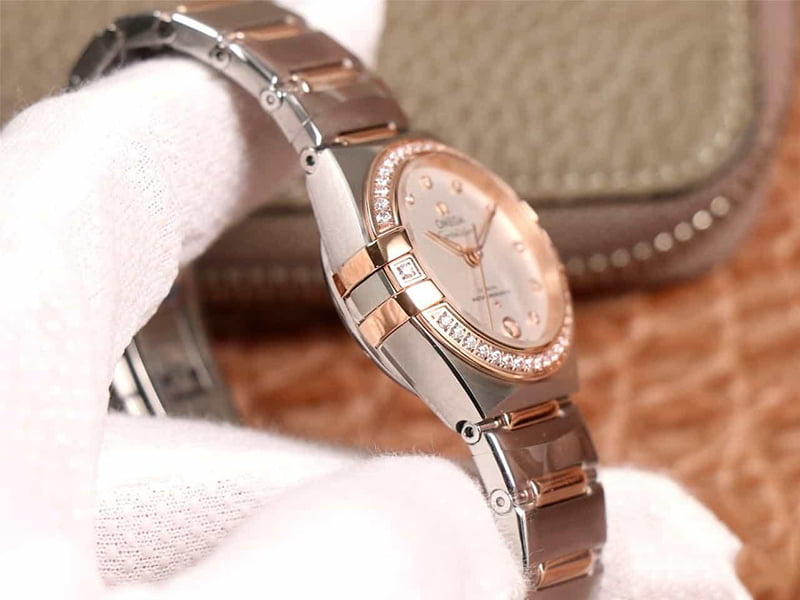 dong-ho-nu-omega-constellation-mat-trang-vien-da-replica-29mm-5 dong ho nu omega constellation mat trang vien da replica 29mm 5