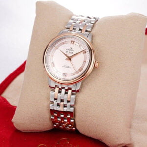 ĐỒNG HỒ NỮ OMEGA DE VILLE VIỀN HỒNG SANG TRỌNG REPLICA 32.7MM 1 dong ho nu omega de ville vien hong sang trong replica 32 7mm 1