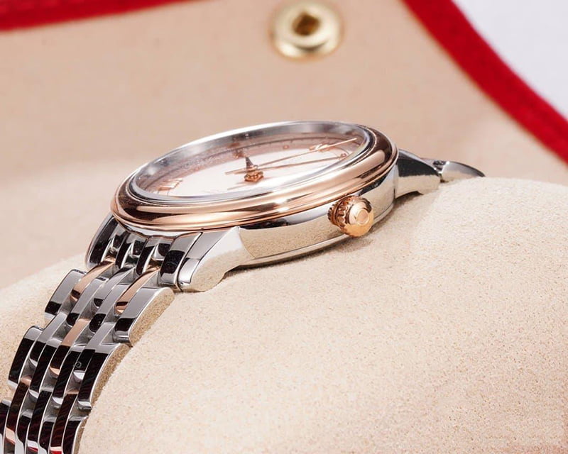 dong-ho-nu-omega-de-ville-vien-hong-sang-trong-replica-32-7mm-4 dong ho nu omega de ville vien hong sang trong replica 32 7mm 4