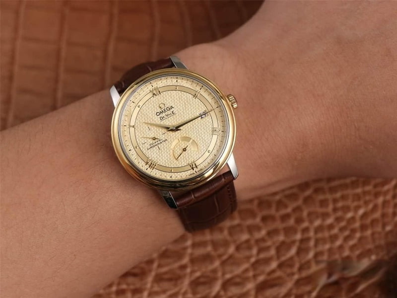 dong-ho-omega-de-ville-golden-sunny-day-da-ca-sau-replica-cao-cap-395-mm (3) dong ho omega de ville golden sunny day da ca sau replica cao cap 395 mm 3
