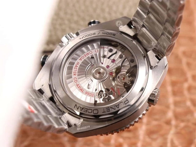 dong-ho-omega-seamaster-planet-ocean-600m-chronograph-day-kim-loai-deep-silver-black-replica-cao-cap-455mm (6) dong ho omega seamaster planet ocean 600m chronograph day kim loai deep silver black replica cao cap 455mm 6