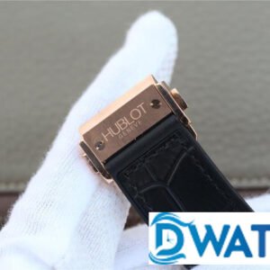 ĐỒNG HỒ NAM HUBLOT CLASSIC FUSION LỘ CƠ ĐÍNH ĐÁ FAKE CAO CẤP 42MM 5 ĐỒNG HỒ NAM HUBLOT CLASSIC FUSION LỘ CƠ ĐÍNH ĐÁ FAKE CAO CẤP 42MM