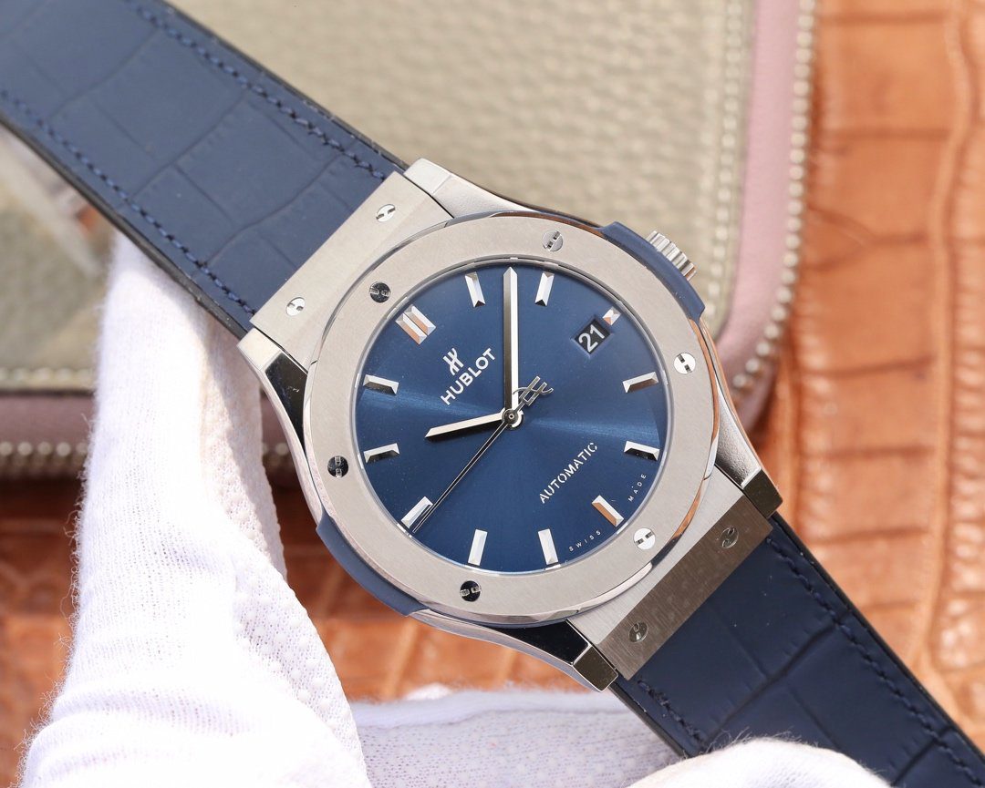 ĐỒNG HỒ CƠ NAM MÀU XANH HUBLOT CLASSIC FUSION WWF FACTORY REPLICA 1:1 CAO CẤP 45MM ĐỒNG HỒ CƠ NAM MÀU XANH HUBLOT CLASSIC FUSION WWF FACTORY REPLICA 1:1 CAO CẤP 45MM