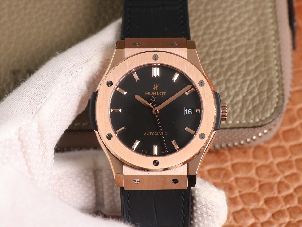 ĐỒNG HỒ HUBLOT CLASSIC FUSION KING GOLD NAM MÁY CƠ FAKE CAO CẤP 42/45MM ĐỒNG HỒ HUBLOT CLASSIC FUSION KING GOLD NAM MÁY CƠ FAKE CAO CẤP 42/45MM
