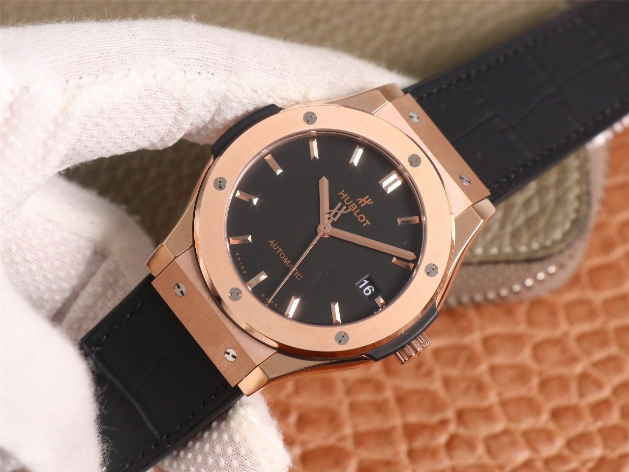 ĐỒNG HỒ HUBLOT CLASSIC FUSION KING GOLD NAM MÁY CƠ FAKE CAO CẤP 42/45MM ĐỒNG HỒ HUBLOT CLASSIC FUSION KING GOLD NAM MÁY CƠ FAKE CAO CẤP 42/45MM