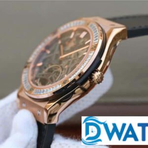 ĐỒNG HỒ NAM HUBLOT CLASSIC FUSION LỘ CƠ ĐÍNH ĐÁ FAKE CAO CẤP 42MM 2 ĐỒNG HỒ NAM HUBLOT CLASSIC FUSION LỘ CƠ ĐÍNH ĐÁ FAKE CAO CẤP 42MM