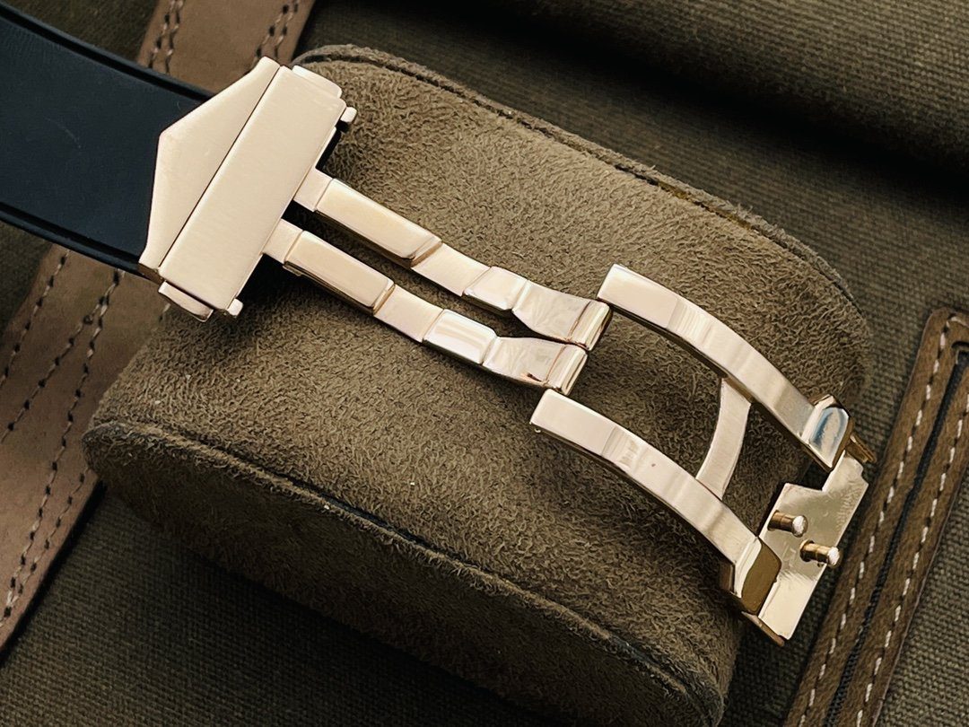 ĐỒNG HỒ ĐÍNH ĐÁ CƠ NAM HUBLOT BIG BANG SANG BLEU ll CHRONOGRAPH KING GOLD REP 1:1 45MM ĐỒNG HỒ ĐÍNH ĐÁ CƠ NAM HUBLOT BIG BANG SANG BLEU ll CHRONOGRAPH KING GOLD REP 1:1 45MM