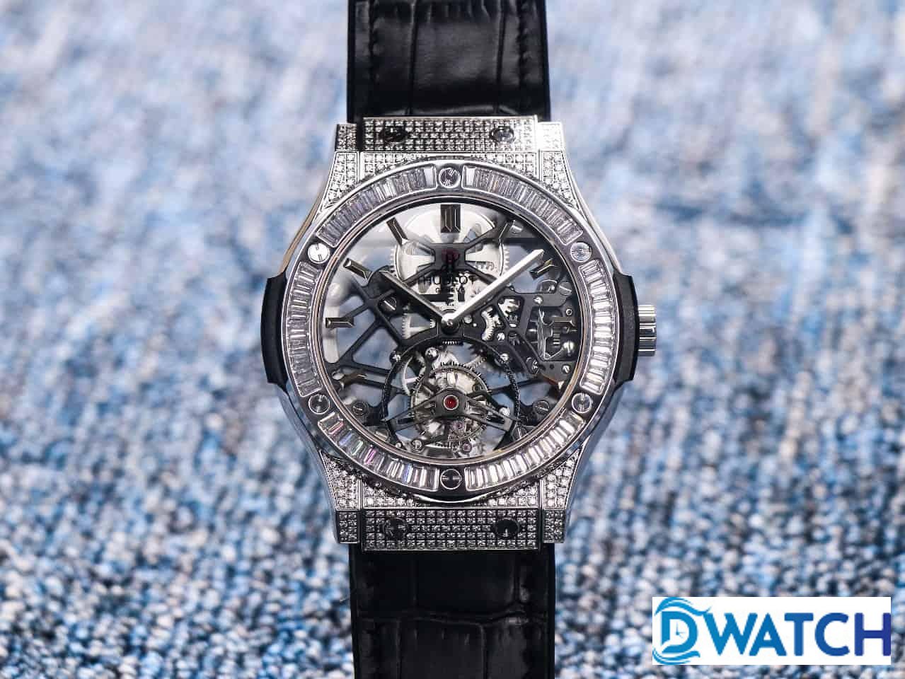 ĐỒNG HỒ HUBLOT NAM ĐÍNH FULL ĐÁ HUBLOT CLASSIC FUSION REPLICA 1:1 CAO CẤP 42MM ĐỒNG HỒ HUBLOT NAM ĐÍNH FULL ĐÁ HUBLOT CLASSIC FUSION REPLICA 1:1 CAO CẤP 42MM