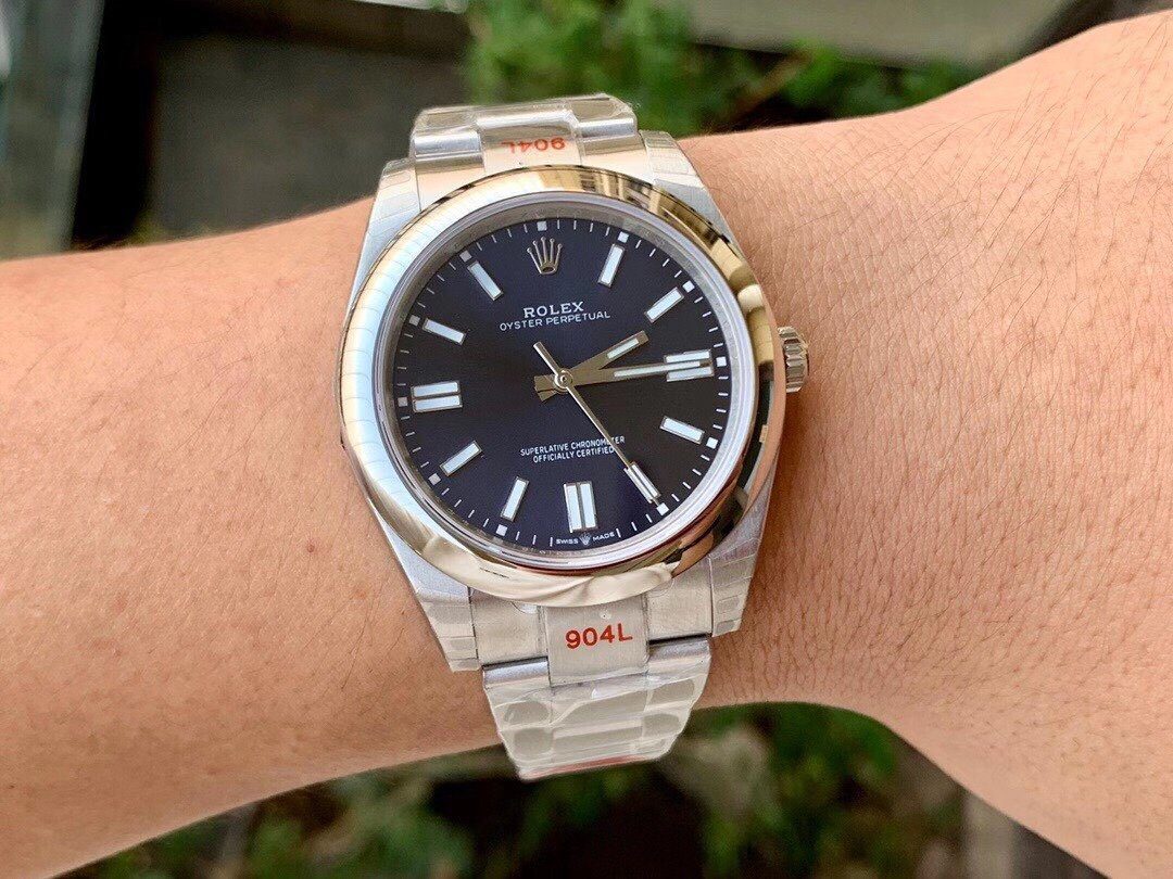 ĐỒNG HỒ ROLEX OYSTER PERPETUAL NAM MÁY CƠ DÂY KIM LOẠI 3 KIM CỌC SỐ DẠ QUANG REP 1:1 CAO CẤP 41MM ĐỒNG HỒ ROLEX OYSTER PERPETUAL NAM MÁY CƠ DÂY KIM LOẠI 3 KIM CỌC SỐ DẠ QUANG REP 1:1 CAO CẤP 41MM