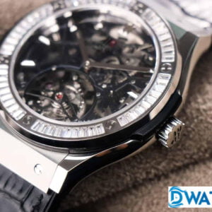 HUBLOT CLASSIC FUSION TOURBILON IMITATION WATCHES RHINESTONE BAGUETTE BEZEL RUBBER STRAP 42MM 3 ĐỒNG HỒ HUBLOT NAM ĐÍNH ĐÁ HUBLOT CLASSIC FUSION TOURBILON