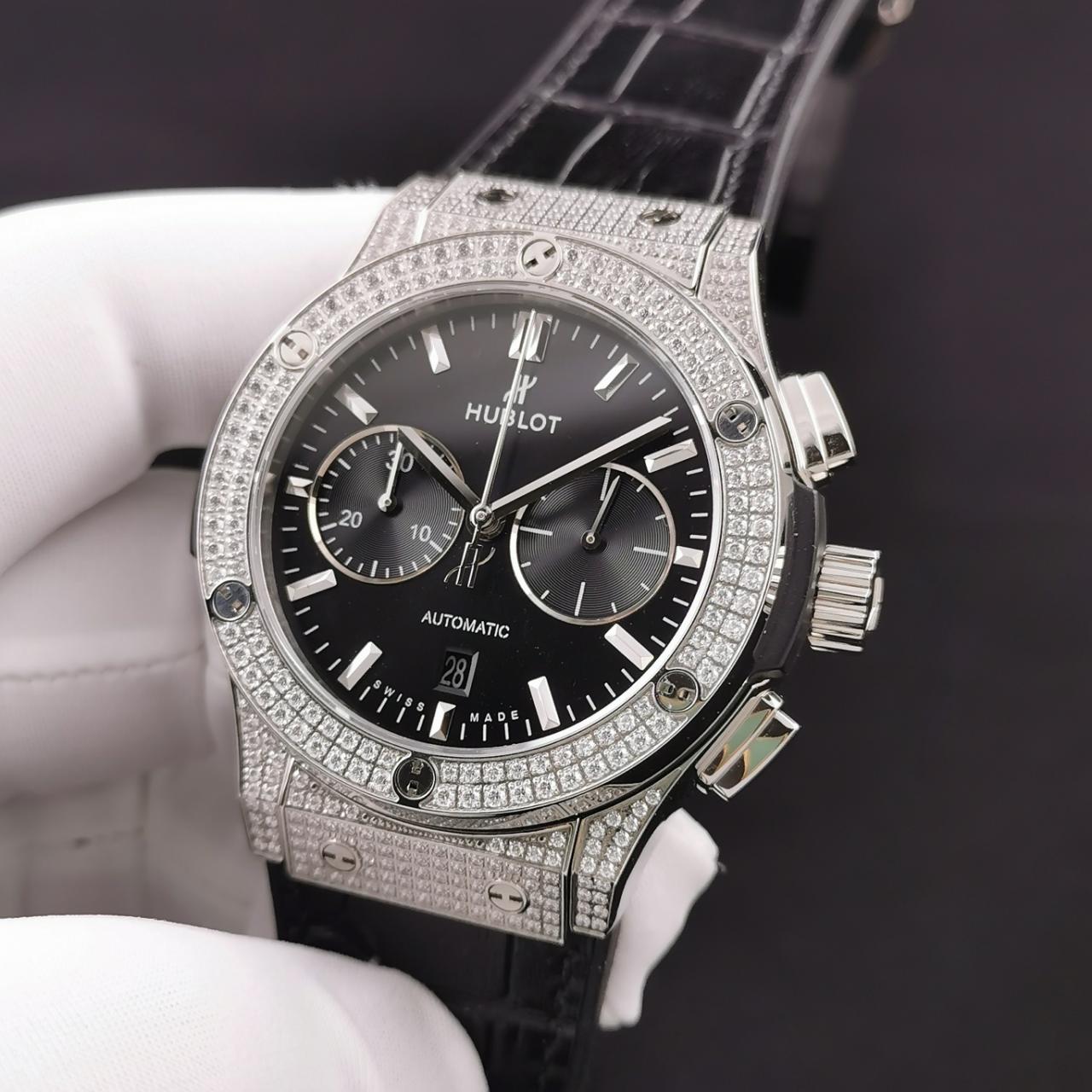 ĐỒNG HỒ NAM CƠ 5 KIM MÀU ĐEN ĐÍNH ĐÁ HUBLOT CLASSIC FUSION CHRONOGRAPH REP 1:1 45MM ĐỒNG HỒ NAM CƠ 5 KIM MÀU ĐEN ĐÍNH ĐÁ HUBLOT CLASSIC FUSION CHRONOGRAPH REP 1:1 45MM