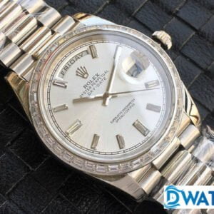 ĐỒNG HỒ NAM ROLEX DAY-DATE MÁY CƠ DÂY KIM LOẠI ĐÍNH ĐÁ MẶT MÀU TRẮNG REP 1:1 40MM 2 ĐỒNG HỒ NAM MÁY CƠ DÂY KIM LOẠI ĐÍNH ĐÁ ROLEX DAY-DATE MẶT MÀU TRẮNG REP 1:1 CAO CẤP 40MM