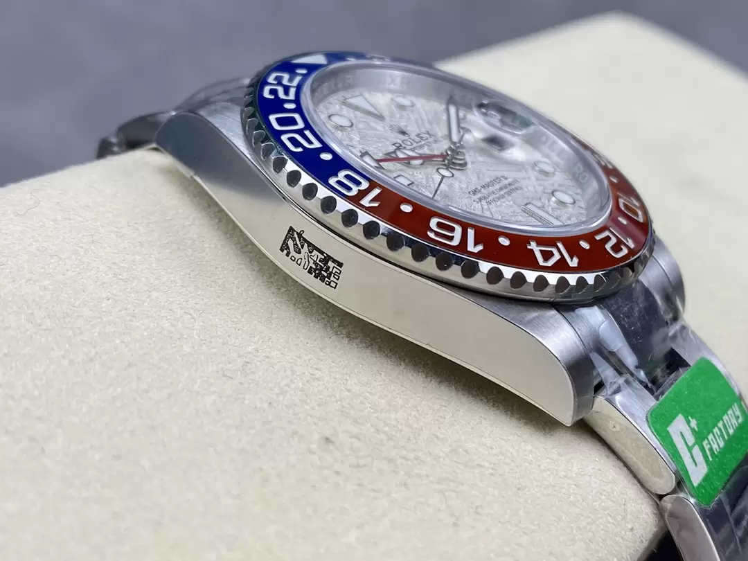 ĐỒNG HỒ NAM ROLEX GMT-MASTER II REPLICA MẶT SỐ THIÊN THẠCH TRẮNG 40MM ĐỒNG HỒ NAM ROLEX GMT-MASTER II REPLICA MẶT SỐ THIÊN THẠCH TRẮNG 40MM