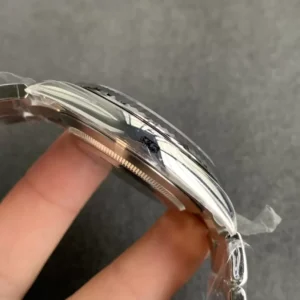 ĐỒNG HỒ NAM ROLEX DATEUST REPLICA Ô LỊCH HƯỚNG 3 GIỜ CỌC DẠ QUANG VSF 41MM 2 ĐỒNG HỒ NAM ROLEX DATEUST REPLICA Ô LỊCH HƯỚNG 3 GIỜ CỌC SỐ DẠ QUANG 41MM