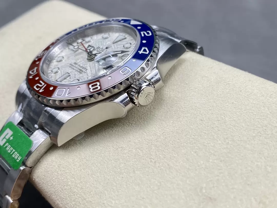 ĐỒNG HỒ NAM ROLEX GMT-MASTER II REPLICA MẶT SỐ THIÊN THẠCH TRẮNG 40MM ĐỒNG HỒ NAM ROLEX GMT-MASTER II REPLICA MẶT SỐ THIÊN THẠCH TRẮNG 40MM