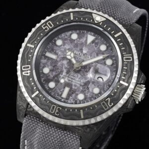ĐỒNG HỒ NAM ROLEX SEA - DWELLER REP CAO CẤP FULL CARBON DIW 43MM 1 ĐỒNG HỒ NAM ROLEX SEA - DWELLER REP CAO CẤP MẶT SỐ THIẾT KẾ 43MM