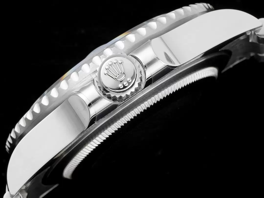 ĐỒNG HÔ NAM ROLEX GMT-MASTER II RAPLICA CAO CẤP VÒNG BEZEL ĐỎ XANH 40MM ĐỒNG HÔ NAM ROLEX GMT-MASTER II RAPLICA CAO CẤP VÒNG BEZEL ĐỎ XANH 40MM