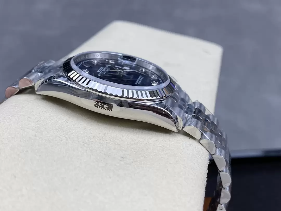 ĐỒNG HỒ NAM ROLEX DATEJUST REPLICA 1:1 MẶT SỐ XANH TRẺ TRUNG 36MM ĐỒNG HỒ NAM ROLEX DATEJUST REPLICA 1:1 MẶT SỐ XANH TRẺ TRUNG 36MM