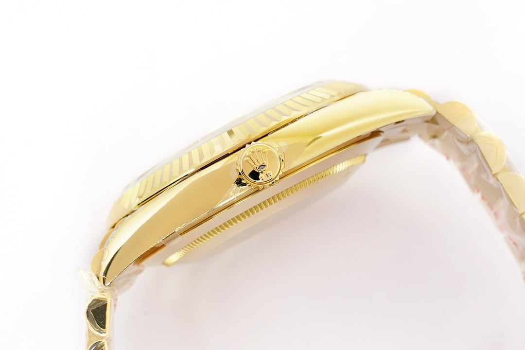 ĐỒNG HỒ NAM ROLEX DAT-DATE REPLICA 1:1 FULL VÀNG CỌC SỐ ĐÍNH ĐÁ 40MM ĐỒNG HỒ NAM ROLEX DAT-DATE REPLICA 1:1 FULL VÀNG CỌC SỐ ĐÍNH ĐÁ 40MM