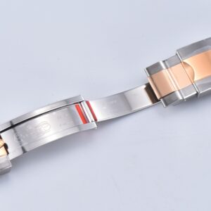 ĐỒNG HỒ NAM ROLEX GMT-MASTER II CLEAN REP CAO CẤP MẶT SỐ ĐEN 40MM 5 ĐỒNG HỒ NAM ROLEX GMT-MASTER II CLEAN REP CAO CẤP MẶT SỐ ĐEN VỎ VÀNG HỒNG 40MM