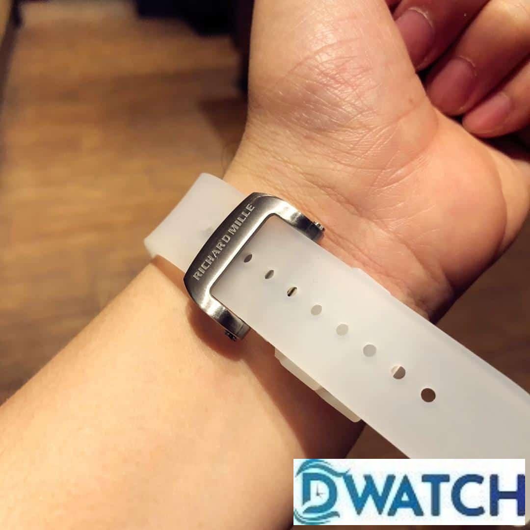 ĐỒNG HỒ NAM RICHARD MILLE RM052 FAKE CAO CẤP VỎ MÁY TRONG SUỐT 43MM ĐỒNG HỒ NAM RICHARD MILLE RM052 FAKE CAO CẤP VỎ MÁY TRONG SUỐT 43MM