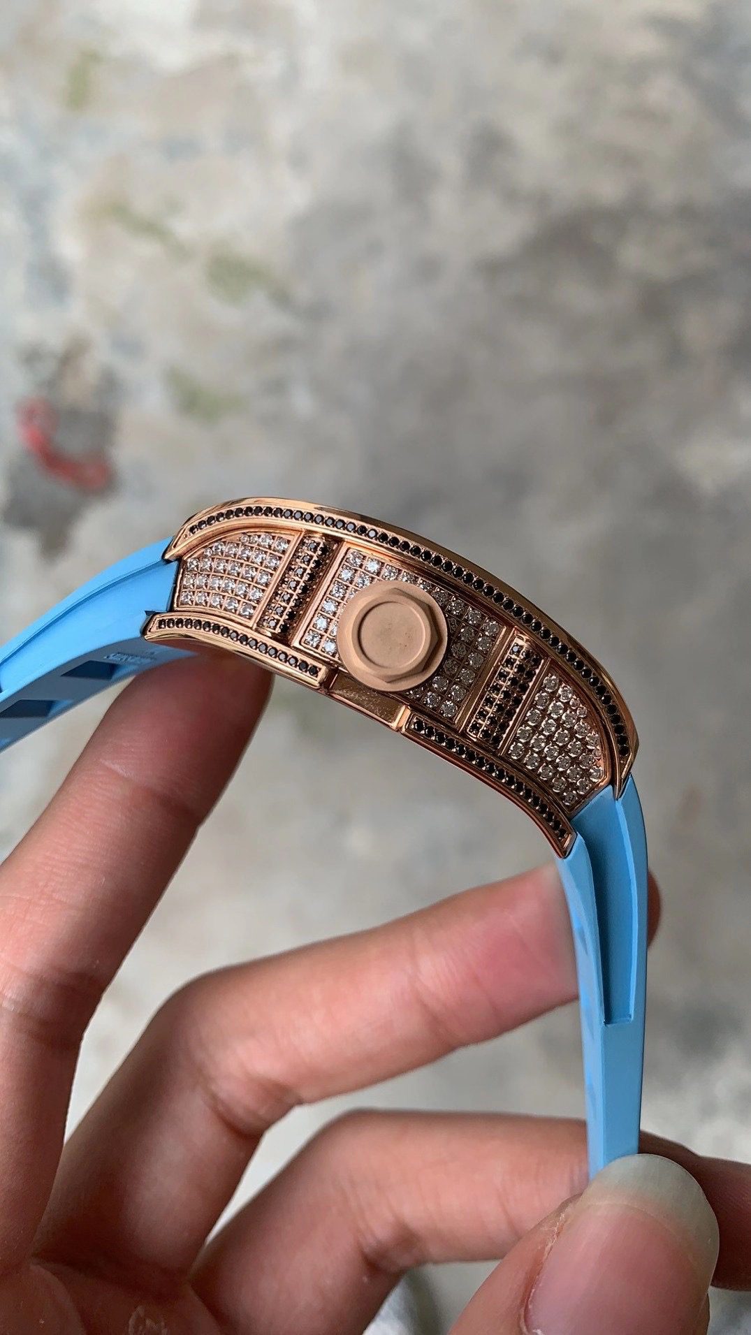 ĐỒNG HỒ NAM RICHARD MILLE RM010 FAKE CAO CẤP DÂY CAO SU MÀU XANH 41MM ĐỒNG HỒ NAM RICHARD MILLE RM010 FAKE CAO CẤP DÂY CAO SU MÀU XANH 41MM