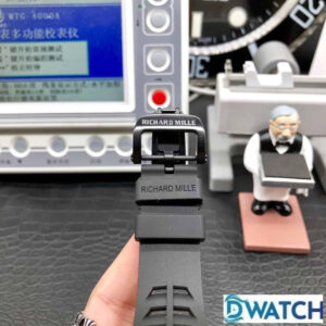 ĐỒNG HỒ NAM RICHARD MILLE RM11-03 FAKE CAO CẤP NÚM VÀNG CHRONOGRAPH 40MM 4 ĐỒNG HỒ NAM RICHARD MILLE RM11-03 FAKE CAO CẤP NÚM VÀNG CHRONOGRAPH 40MM