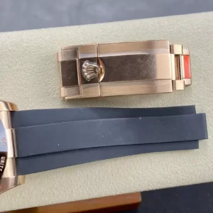 ROLEX DAYTONA REPLICA WATCH BROWN CHOCOLATE DIAL RUBBER STRAP BLACK NUMBER HOURS CLEAN FACTORY 40MM 6 ĐỒNG HỒ NAM ROLEX DAYTONA LEAN FACTORY REPLICA CỌC SỐ MÀU ĐEN 40MM