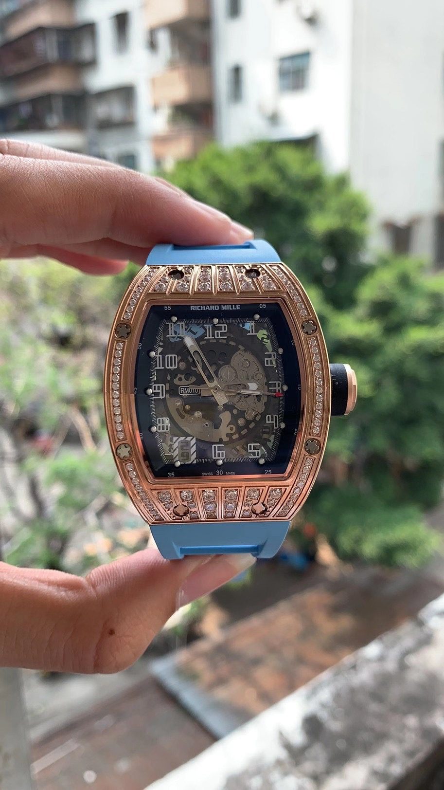 ĐỒNG HỒ NAM RICHARD MILLE RM010 FAKE CAO CẤP DÂY CAO SU MÀU XANH 41MM ĐỒNG HỒ NAM RICHARD MILLE RM010 FAKE CAO CẤP DÂY CAO SU MÀU XANH 41MM